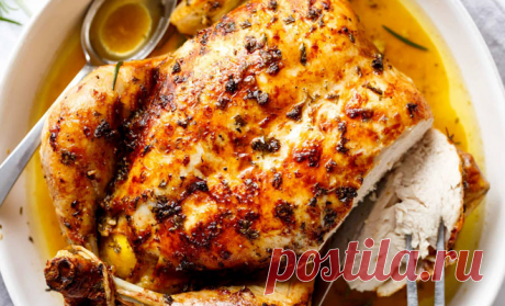 Запекаем курицу по совету шефов: 8 новых вкусов привычной птицы