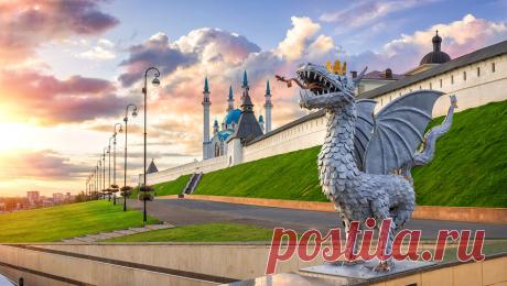 В Казани началась подготовка гостевого маршрута к саммиту БРИКС. В Казани начали готовить гостевой маршрут к саммиту БРИКС (Бразилия, Россия, Индия, Китай и ЮАР), сообщили &quot;Реальному времени&quot; в пресс-службе казанской мэрии. В рамках этой работы представители администрации Вахитовского и ...