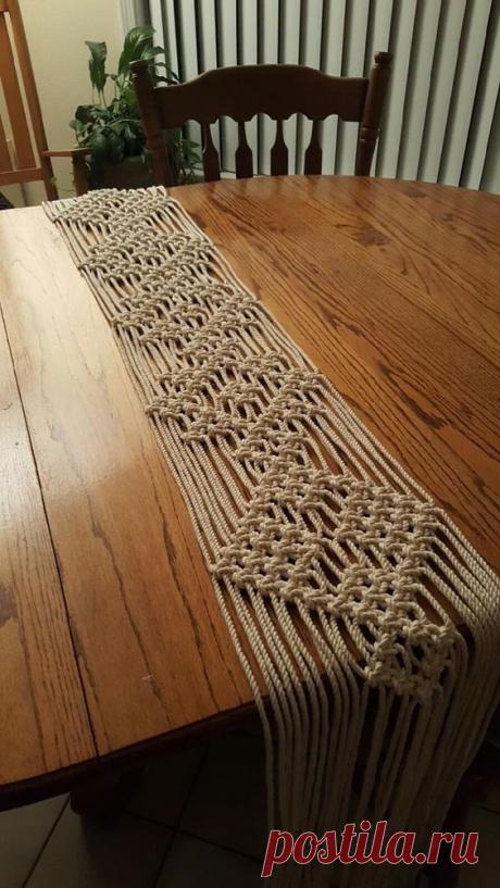 Оригинальные дорожки макраме на стол