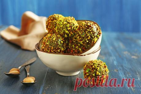 Сладкая жизнь: лучшие рецепты домашних конфет