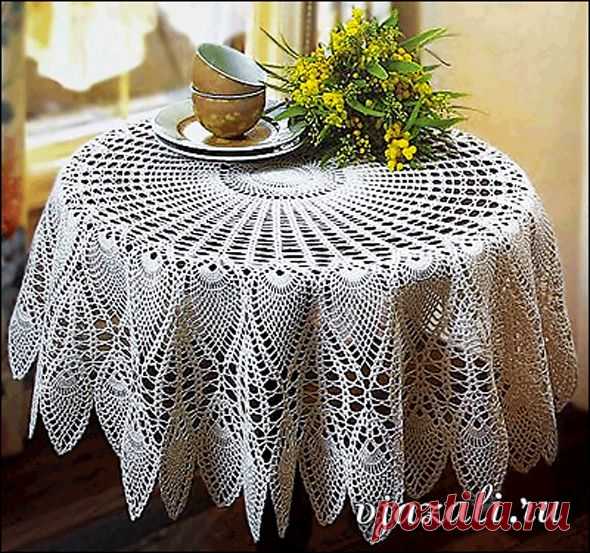 МОИ ПЕТЕЛЬКИ: Скатерть «ПАВЛИНЬЕ ПЕРО»