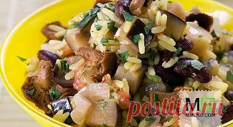 Плов с баклажанами, фасолью и грибами - кулинарный рецепт. Миллион Меню