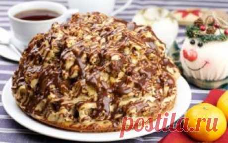 Торт «Кудрявый», очень вкусный и не сложный! Но необязательно готовить что-то новое, а лучше хорошо забытое старое и то, что лучше всего получается именно у вас.