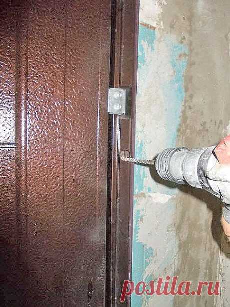 Как производится установка входных металлических дверей своими руками. Инструкция и фото » Ремонт квартиры своими руками. Рекомендации по ремонту квартиры. Фото, видео, практический опыт.