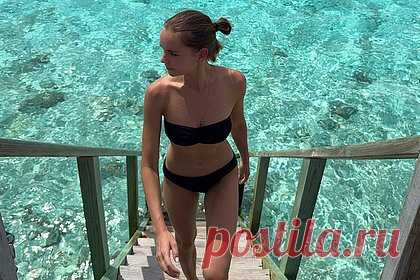 Дина Аверина показала фото в откровенном бикини