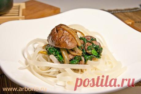 Стир-фрай из куриной печени и шпината. | Кулинарные заметки Алексея Онегина