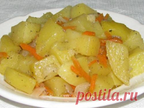 Тушеная картошка в мультиварке / Простые рецепты