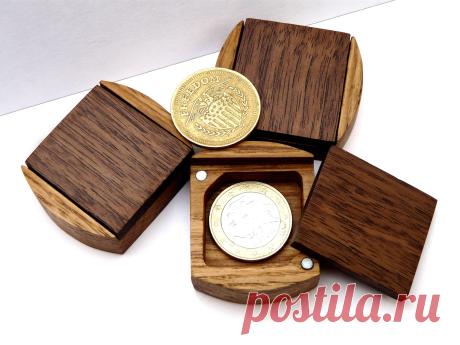 Really love this, from the Etsy shop MemorableLand. https://etsy.me/2uQVRXI #etsy #weddings #oakwood #personalisedbox #customengraved #woodenringbox #valentinesgift #personalized #proposalringbox #wedding