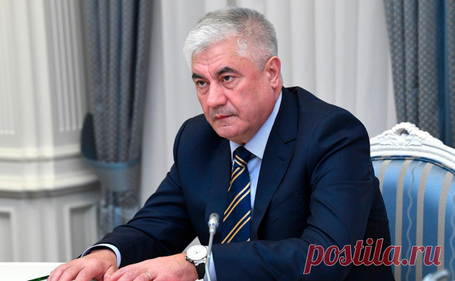 Таджикистан попросил Колокольцева расследовать избиение мигрантов. Таджикистан попросил МВД и Москалькову расследовать случаи избиений таджикских студентов и мигрантов. По данным Душанбе, 19 мая силовики провели рейд в общежитии в Комсомольске-на-Амуре, пострадали более 100 студентов