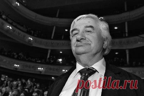 Умер кинокритик Юрий Богомолов. Советский и российский киновед, кинокритик и телевизионный обозреватель Юрий Богомолов скончался в возрасте 86 лет. «Юрия Александровича не стало. Это случилось сегодня рано утром», — сказал он. Богомолов родился 9 марта 1937 года в Ленинграде, в 1965 году окончил ВГИК.