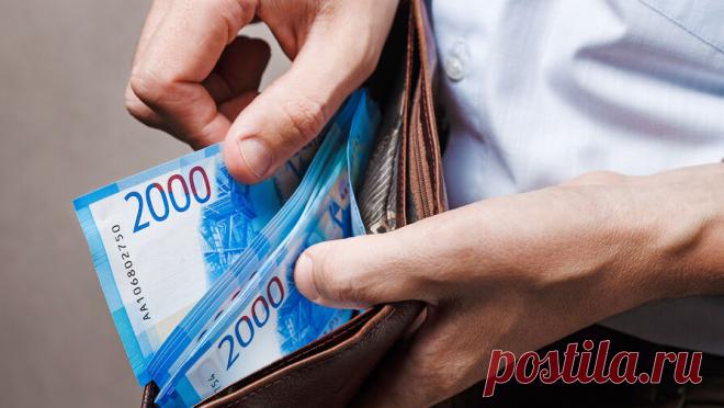 Ростовчанин стащил из магазина кассовый аппарат и потратил деньги на алкоголь. В Краснодаре полиция задержала 24-летнего жителя Ростова-на-Дону по подозрению в краже, мужчина похитил кассовый аппарат с выручкой и сбежал. Об этом сообщает Краснодарское управление МВД. Инцидент произошел в магазине на улице ...