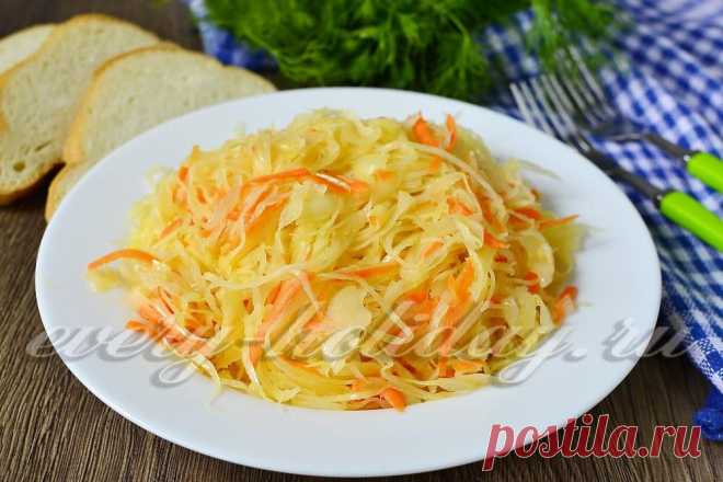 Салат из капусты с морковью, как в столовой.