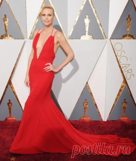 Актриса Шарлиз Терон (Charlize Theron) на церемонии Oscar 2016