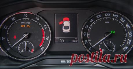 Что хочет сказать автомобиль: расшифровка значков на панели приборов. Каждому водителю на заметку. Чувствовать машину — это прекрасно. Водители с большим стажем по звучанию двигателя способны понять, какая у авто неполадка. Но современные автомобили имеют множество датчиков и сенсоров, даже электронное управление двигателем. Расшифровать значение таких горящих значков не всегда удается интуитивно, ведь существует огромное количество вариантов. Это сильно путает, а иногда д...