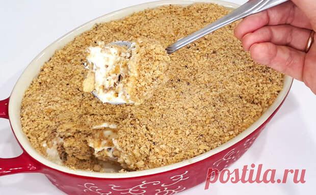 Торт-пирожное за 7 минут: простой рецепт без хлопот с выпечкой - Будет вкусно - Медиаплатформа МирТесен Приготовить торт-пирожное, которое не требует и духовки, можно всего за 7 минут. Основные ингредиенты банальные печенье и творог, а результат порадует нежной текстурой и насыщенным вкусом. Самое сложное в этом рецепте — просто дождаться, пока десерт полностью пропитается и стабилизируется. - 16 января - 43941287092 - Медиаплатформа МирТесен