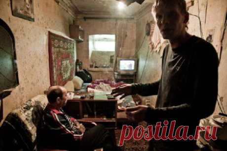 Бедняков заставят выплатить $700 за свою нищету