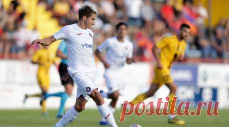 Российскому футболисту «Пюника» не выдали визу для въезда в Швецию. Пресс‑секретарь «Пюника» Лиана Мкртчян сообщила, что российский игрок армянской команды Михаил Коваленко и тренер Роман Монарёв не получили визы для въезда в Швецию на первый матч второго квалификационного раунда Лиги конференций со шведским «Кальмаром». Читать далее