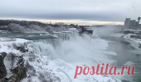Ниагарский водопад замерз