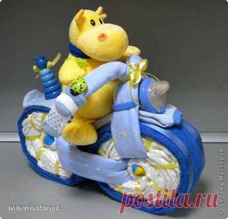 Подарок из памперсов для мальчика &quot;Бегемот на велосипеде&quot;. Мастер-класс. | Страна Мастеров