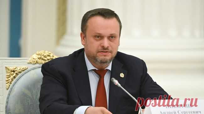 Никитин поручил согласовать графики работ на аэродроме в Новгороде