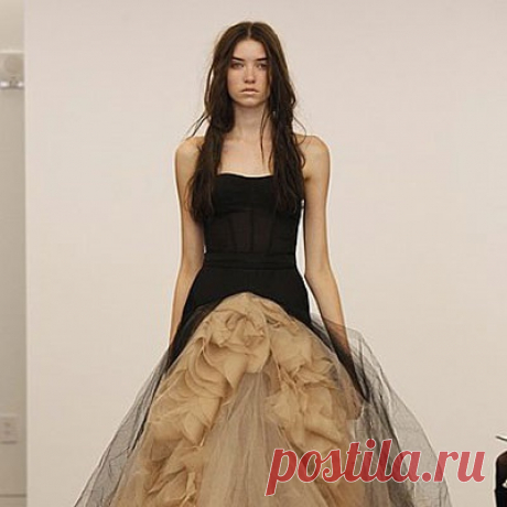 Чёрное свадебное платье – да или нет? - FashionView.ru - ВСЯ МОДА В ДЕТАЛЯХ Известный дизайнер моды Вера Ванг разработала коллекцию черных свадебных платьев. По её мнению мода на свадебные платья нуждается