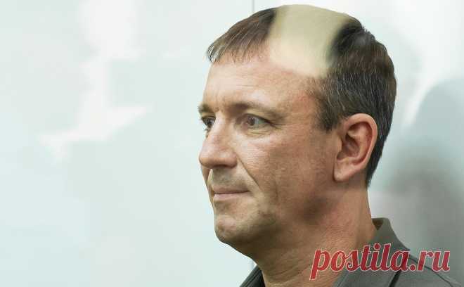 Следователь рассказал об «изобличающих показаниях» генерала Попова. Бывший командующий 58-й армией генерал-майор Иван Попов дал «изобличающие показания» на других фигурантов дела о хищении, заявил следователь в ходе заседания Второго Западного окружного военного суда, передает ТАСС.