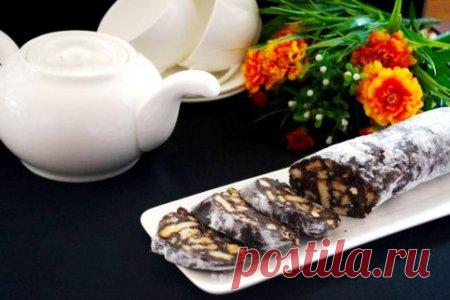 Колбаска из печенья и какао