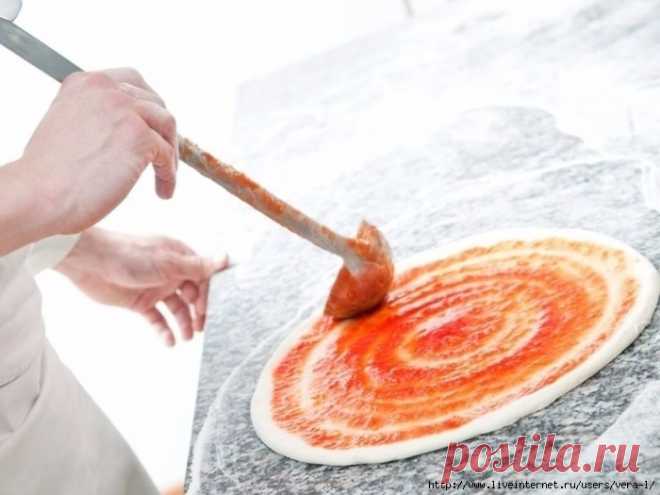 Рецепт от итальянских поваров! Тонкое и хрустящее тесто для пиццы