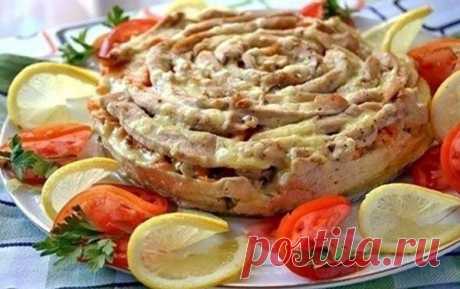 Ароматная и сочная запеканка из куриного филе с грибами отлично подойдет для вкусного ужина 


Едим дома лучше, чем в ресторане!









 

Ингредиенты:
Куриное филе — 4 штМорковь — 3 штШампиньоны маринованные — 400 гЛук — 1 штСыр — 120 г.Натуральный йогурт — 100 млСок лимона — 1/2 штСоль, …