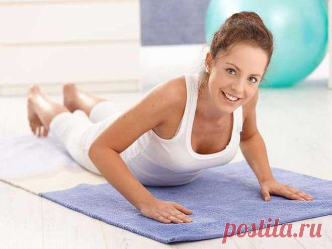 Тренировка для упругой груди девушкам чтобы похудеть
Женская грудь состоит из молочных желез, окутанных жировой тканью. Когда вы худеете, ваша грудь уменьшается, когда поправляетесь — увеличивается. Под грудными железами расположены мышцы груди. Тренируя их, можно визуально «поднять» грудь. Конечно, вы не увеличите ее размер (получая нагрузку, мышцы груди будут увеличиваться под железой, в то время как ее жировая ткань, наоборот, начнет уменьшаться), […]