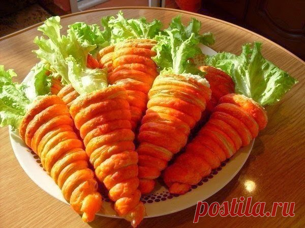 Лучшие кулинарные рецепты: Салат в "морковках" из слоеного теста