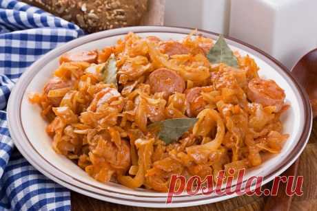 Капустная солянка с сосисками