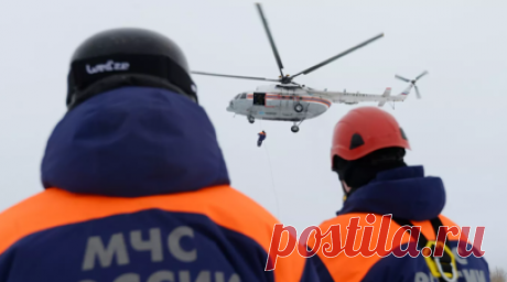 Спасатели нашли пропавшего в тайге Приамурья мальчика. Руководитель поисково-спасательного отряда «Амур» Татьяна Шалашова заявила, что спасателям удалось найти живым мальчика, который ранее пропал в тайге Приамурья. По разным данным, ребёнку от 10 до 12 лет. Читать далее