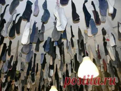 За тысячелетия у каждой страны сформировались свои традиции и обычаи. До сих пор многие народы придерживаются обрядов, которые им завещали их предки. Но зачастую для представителей других стран, религий и рас эти ритуалы кажутся странными, дикими, а иногда очень жестокими. Что примечательно, преданность давним традициям встречается не только в различных племенах, но и в цивилизованном обществе развитых стран. https://kaleidoscopelive.ru/planeta/holostyackie_girl..