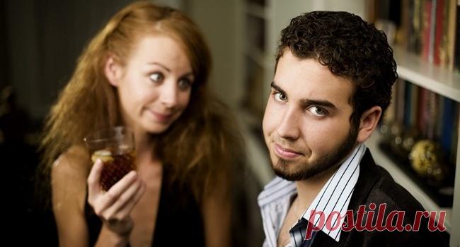 Только наши женщины умеют сиять, как звёзды, порхать, как мотыльки, расцветать, как розы и при этом пахать как лошади...