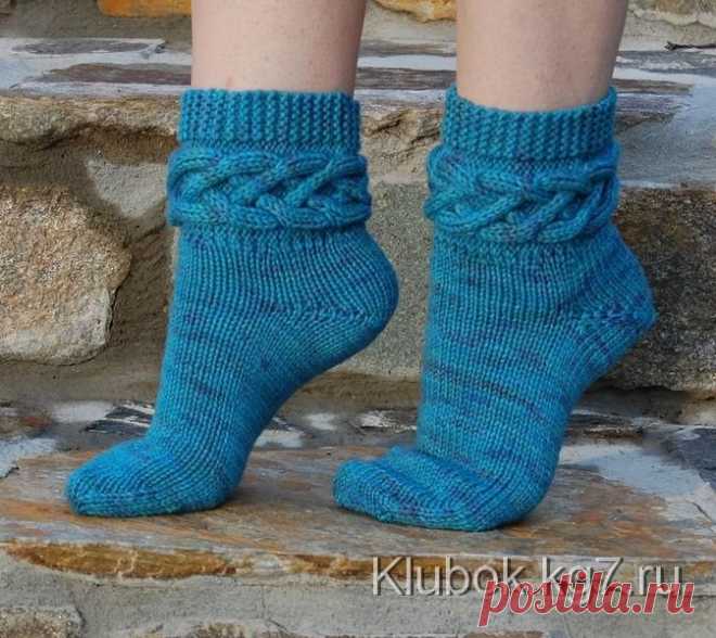 Красивые носки с аранами на манжетах | Клубок