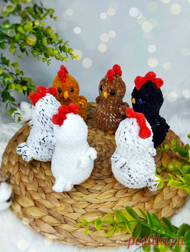 PDF Курочка Ряба крючком. FREE crochet pattern; Аmigurumi toy patterns. Амигуруми схемы и описания на русском. Вязаные игрушки и поделки своими руками #amimore - маленькая курочка к Пасхе, пасхальная курица из плюшевой пряжи, плюшевая птица.