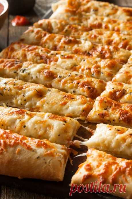 Pizzastangen: Schnellster Snack für Zwischendurch - bildderfrau.de