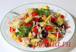 Салат из чёрной фасоли с кукурузой и авокадо:Рецепт №1