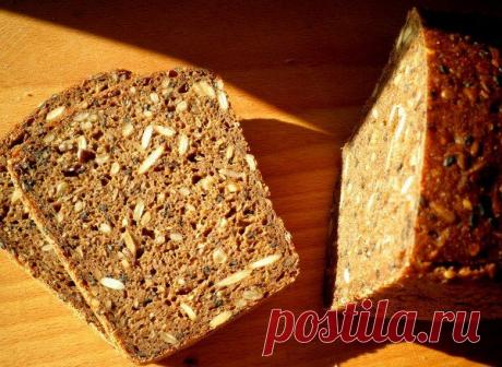 Полезный хлебушек!!!

Зерновой и без дрожжей!!!Время приготовления: 60 минутИнгредиенты:Подсолнечные семечки — 1 стаканСемяна льна — ½ стаканаФундук — ½ стаканаОвсяные хлопья НЕ быстрого приготовления — 1,5 стаканаОтруби — 4 ст.л.Соль — 1 ч.л.Сахар (стевия) — по вкусуРастительное масло — 2 ст.л.Вода — 1,5 стаканаПриготовление:1. В миске соединяем все сухие компоненты.2. В отдельной емкости смешиваем сахар (или любой другой подсластитель, который берете, а возможно и нет), ...