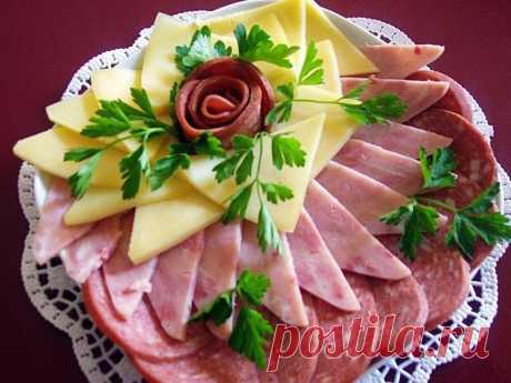 Интересные новости     Идеи оформления мясной нарезки на праздничный стол!