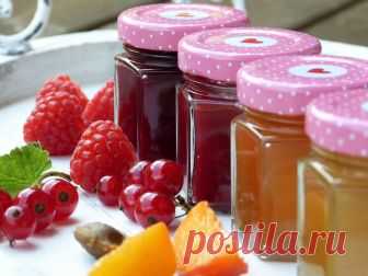 Как стерилизовать банки для варенья 👍 Стерилизовать банки для варенья можно разными способами, используя для процедуры как специальные приспособления, например, стерилизатор, так и...
