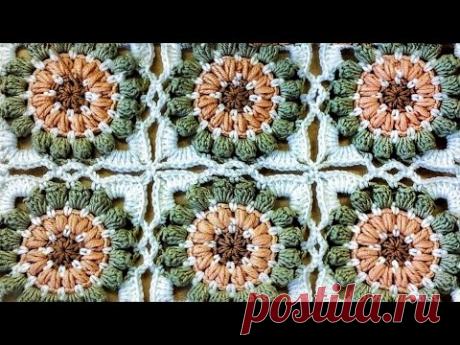 Вяжем квадрат и соединяем.