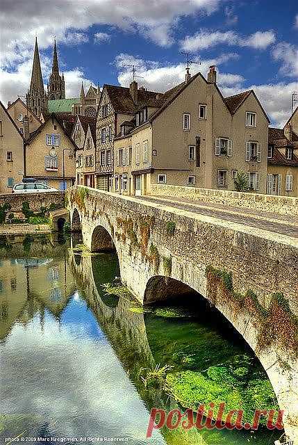 Шартр, Франция