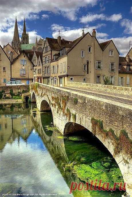 Шартр, Франция