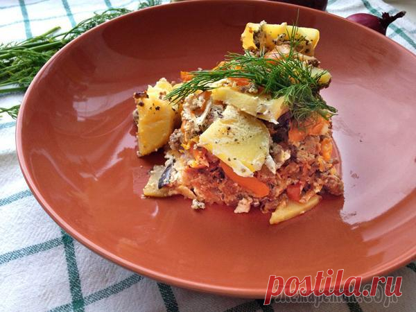Мусака в мультиварке На свете есть куча рецептов приготовления мусаки - запеканки с фаршем и баклажанами. Я хочу поделиться с вами своим достаточно простым рецептом, в котором используется йогурт и который адаптирован для...