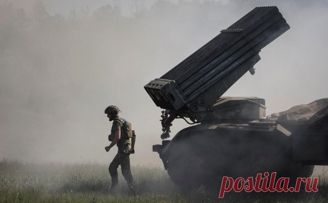 WP узнала, что Украина продолжила подготовку к «сложным операциям». Украинские спецслужбы продолжают готовить операции на территории России, пишет Washington Post. Готовность Украины к ним уже вызвала напряжение между Киевом и Вашингтоном