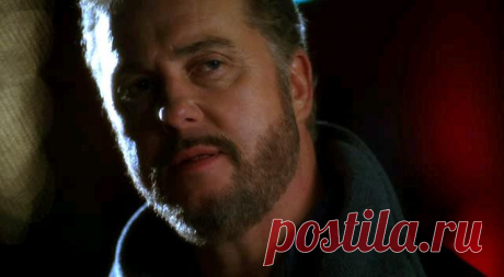 Уильям Петерсен