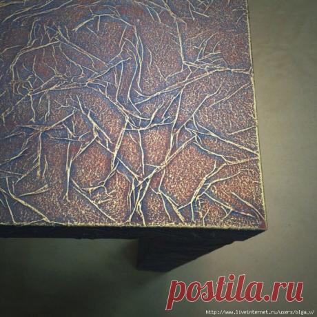 М.К. Как превратить простой деревянный столик в изысканный кожаный