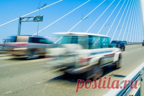 Центробанк рассказал о новой схеме обмана автовладельцев с электронными ОСАГО - YakutiaMedia Способ мошенничества предельно прост: посредник занижает стоимость страхового полиса, указывая на сайте страховой компании недостоверную информацию. Например, вместо легкового автомобиля пишет &mdash; мотоцикл.